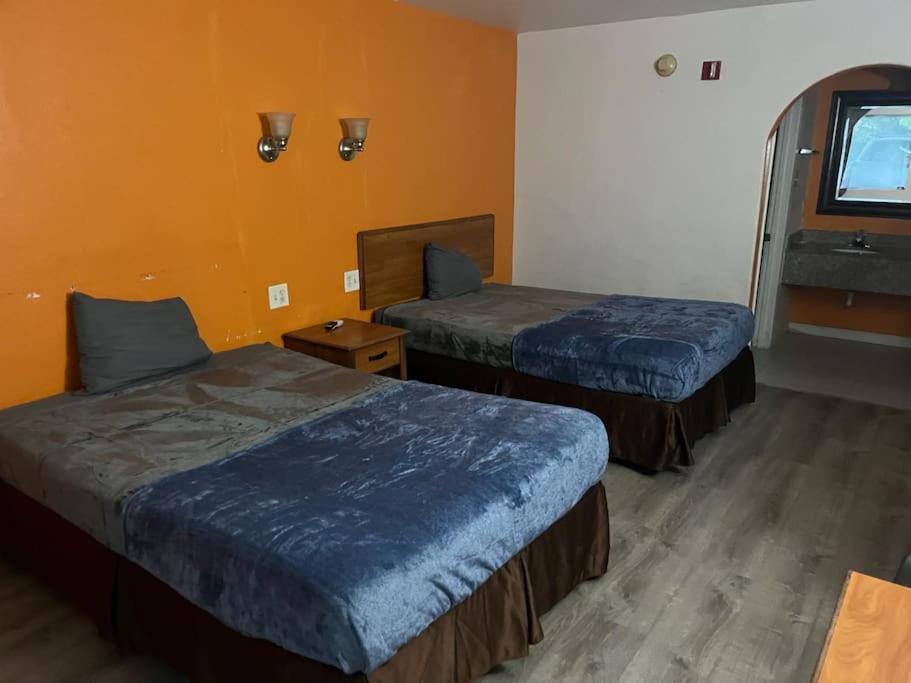 Hotel 2 Double Bed Studio 109 & Hot Tub 利文斯顿 外观 照片
