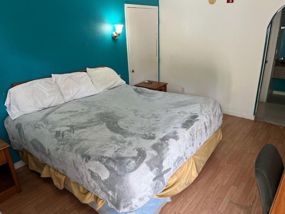 Hotel 2 Double Bed Studio 109 & Hot Tub 利文斯顿 外观 照片